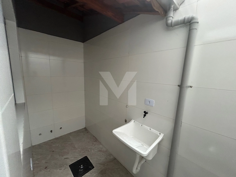 Casa de Condomínio à Venda no Bairro Mirim – Praia Grande/SP: 4ª foto da galeria de imagens do imóvel