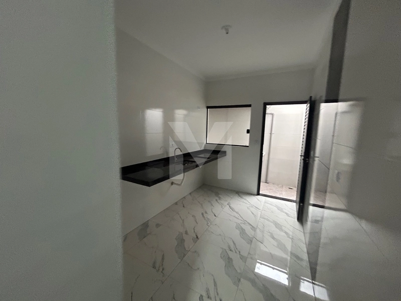 Casa de Condomínio à Venda no Bairro Mirim – Praia Grande/SP: 5ª foto da galeria de imagens do imóvel