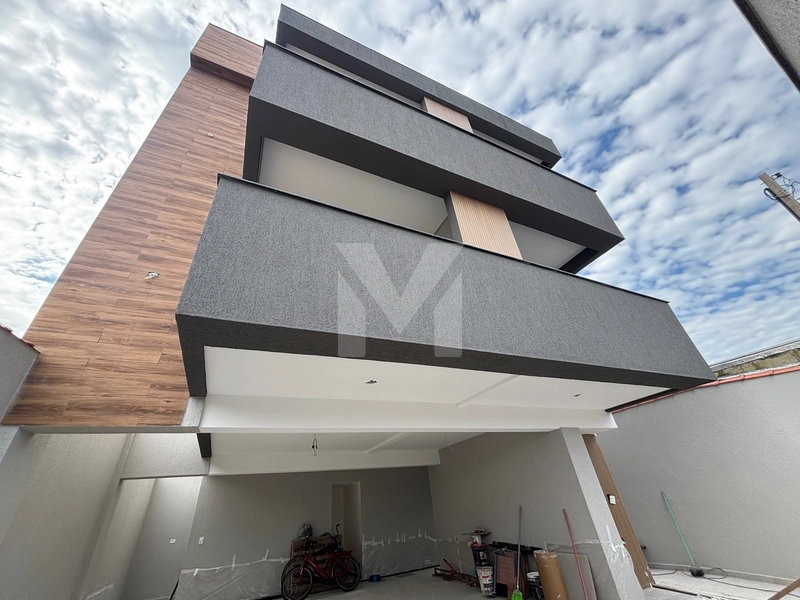 Duplex à venda no bairro Maracanã: 2ª foto da galeria de imagens do imóvel