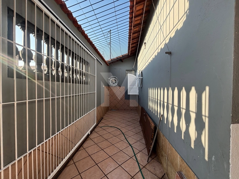 Casa à venda no bairro Ocian: 3ª foto da galeria de imagens do imóvel