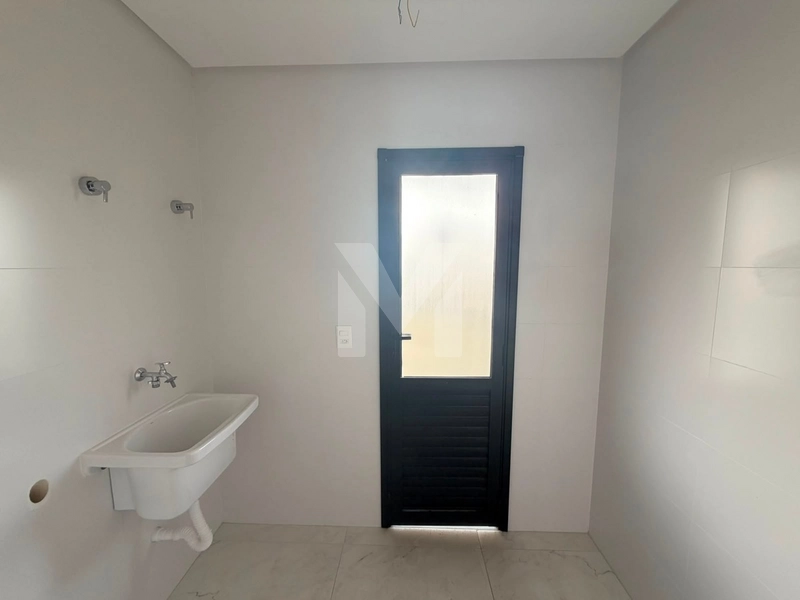 2 Suítes espaçosas  com espaço para closet e vista mar.: 7ª foto da galeria de imagens do imóvel
