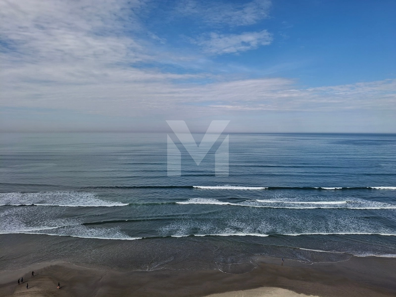 Apartamento frente total para o mar 2 dormitórios por R$ 580 mil: 2ª foto da galeria de imagens do imóvel