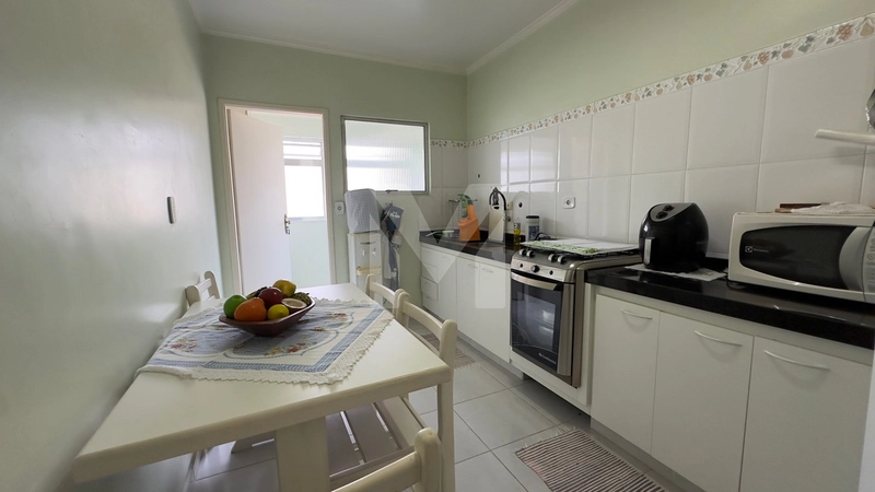 APARTAMENTO A 200 METROS DO MAR – GUILHERMINA | PRAIA GRANDE: 2ª foto da galeria de imagens do imóvel