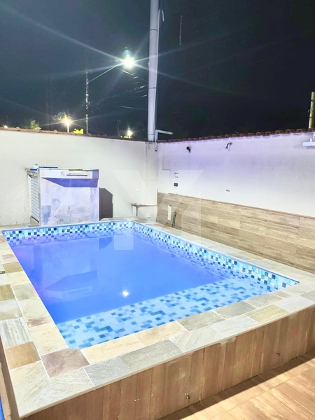 Casa com 4 Dorm.(2 suítes), piscina e 4 vagas - apenas 50m da Praia: 29ª foto da galeria de imagens do imóvel