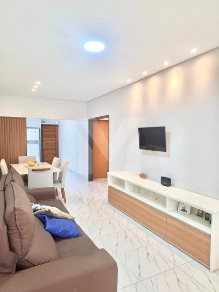 Casa com 4 Dorm.(2 suítes), piscina e 4 vagas - apenas 50m da Praia: 10ª foto da galeria de imagens do imóvel