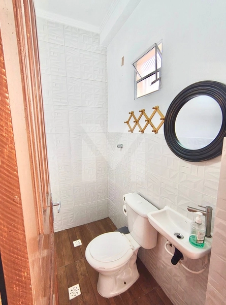 Casa com 4 Dorm.(2 suítes), piscina e 4 vagas - apenas 50m da Praia: 24ª foto da galeria de imagens do imóvel