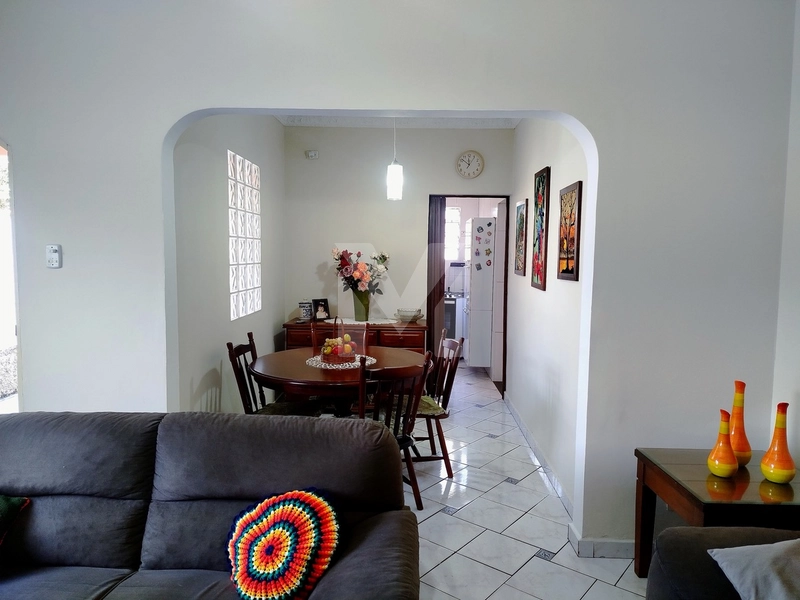 Casa à venda: 5ª foto da galeria de imagens do imóvel