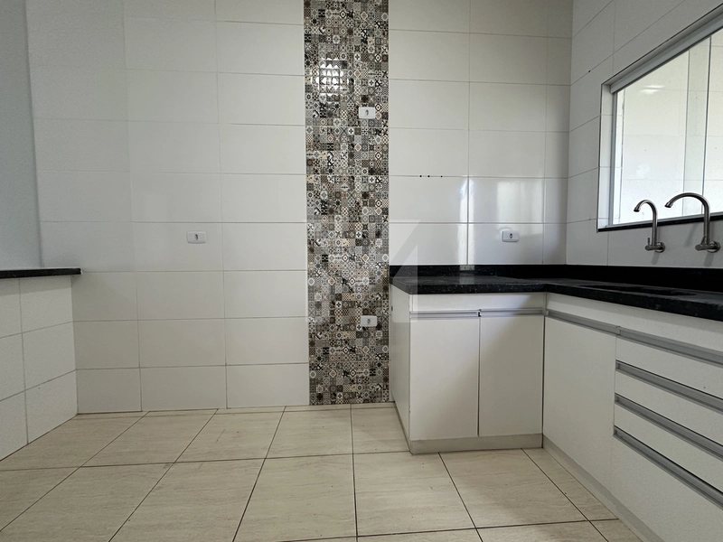 Casa térrea em condomínio no Tude Bastos: 6ª foto da galeria de imagens do imóvel