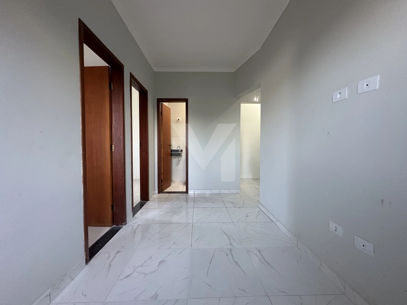 Casa em condomínio sobreposta alta no Tude Bastos: 6ª foto da galeria de imagens do imóvel