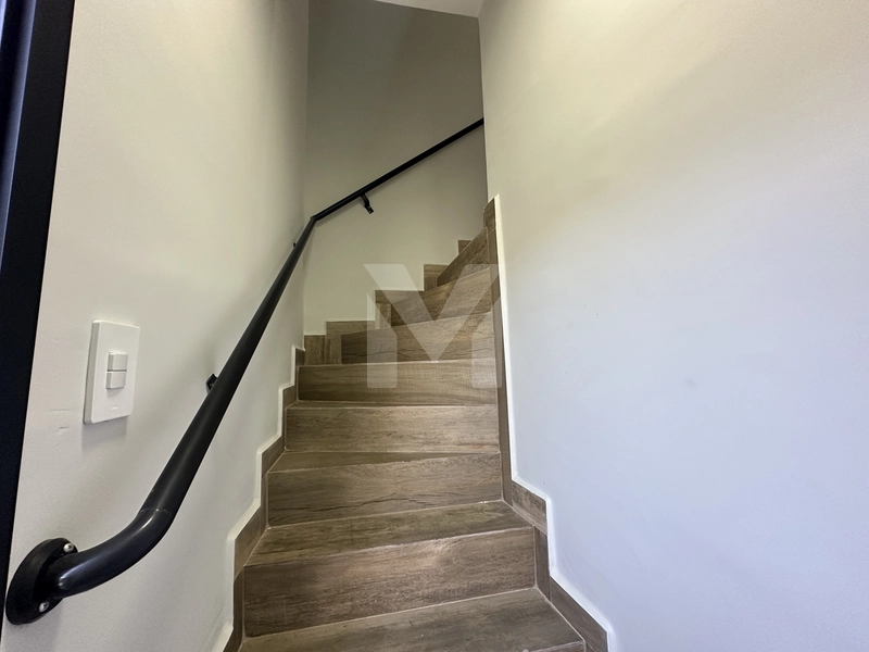 Excelente duplex no Tude Bastos com acabamento de alto padrão: 7ª foto da galeria de imagens do imóvel