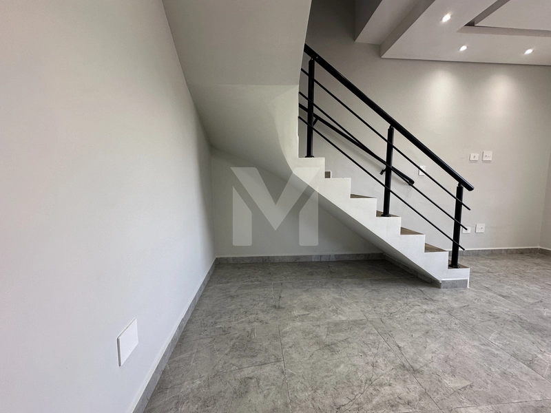 Excelente duplex no Tude Bastos com acabamento de alto padrão: 9ª foto da galeria de imagens do imóvel