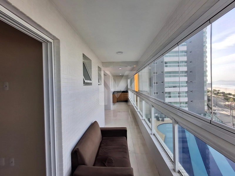 Apartamento 2 dormitórios mobiliado frente total para o mar R$ 850 mil: 5ª foto da galeria de imagens do imóvel