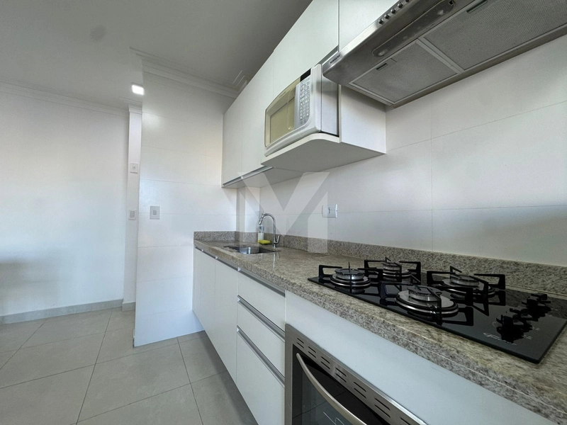 Apartamento mobiliado a poucos metros do mar.: 13ª foto da galeria de imagens do imóvel