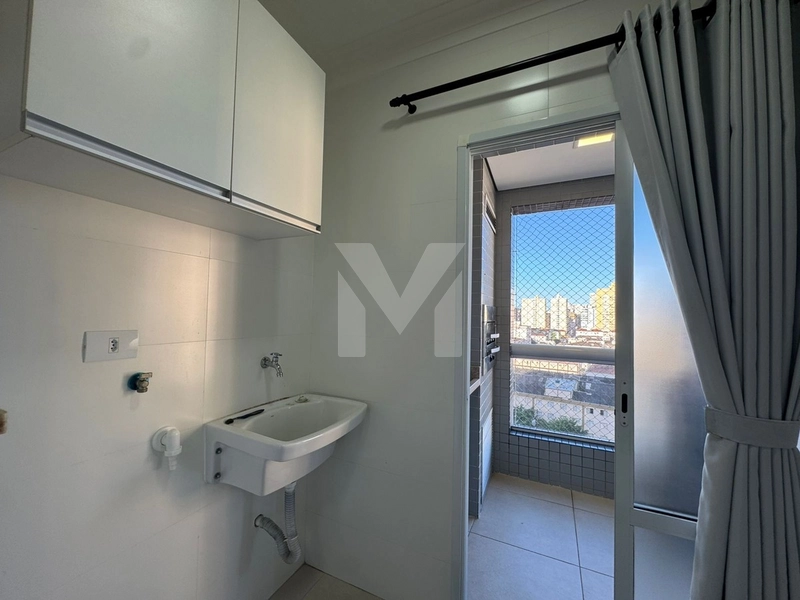 Apartamento mobiliado a poucos metros do mar.: 16ª foto da galeria de imagens do imóvel