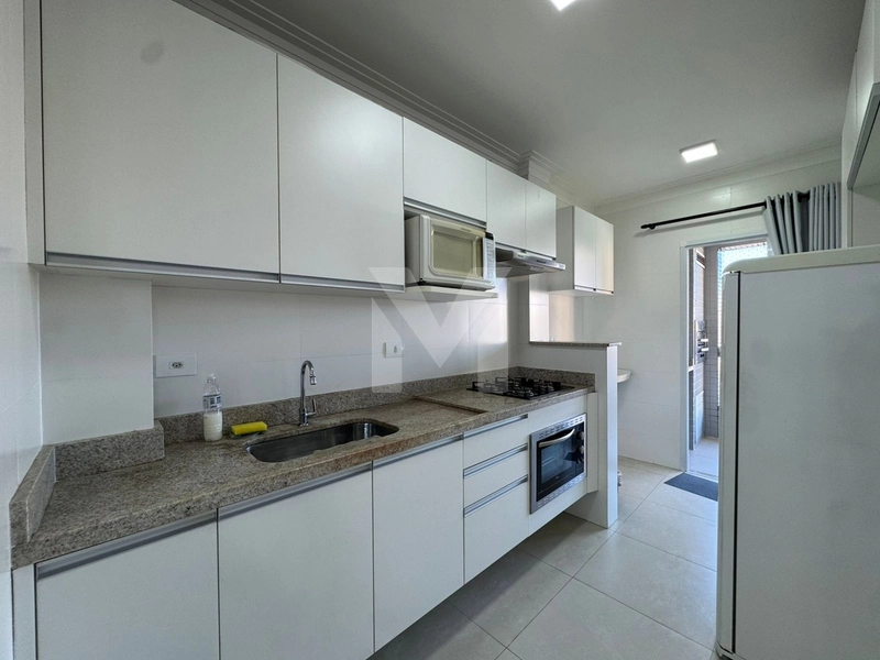 Apartamento mobiliado a poucos metros do mar.: 12ª foto da galeria de imagens do imóvel