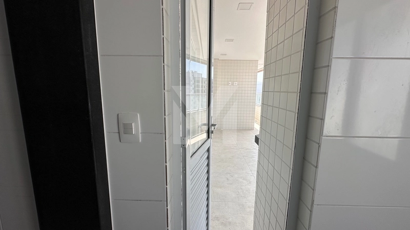 APARTAMENTO ALTO PADRÃO – CAIÇARA | PRAIA GRANDE: 2ª foto da galeria de imagens do imóvel