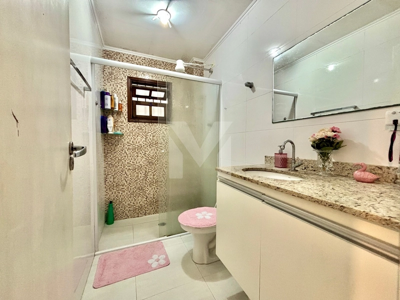 Casa semi-mobiliada no Canto do Forte com área gourmet: 8ª foto da galeria de imagens do imóvel