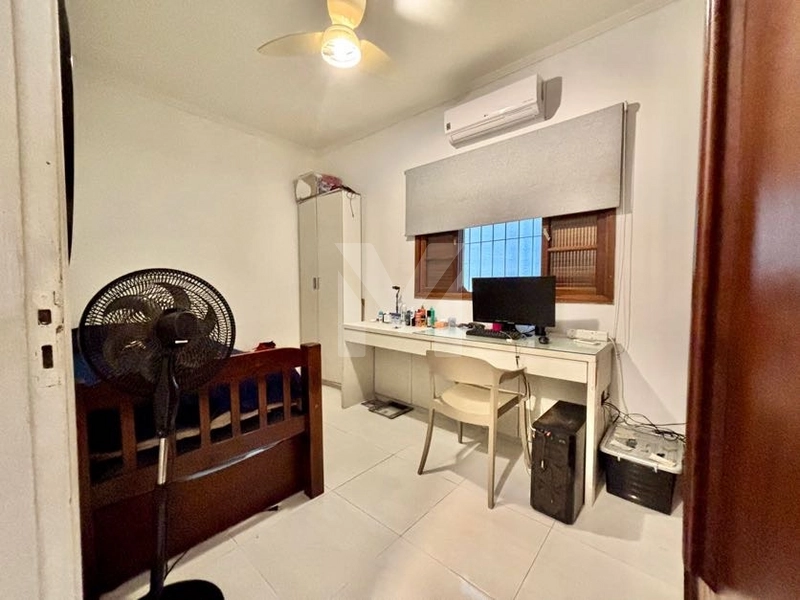 Casa semi-mobiliada no Canto do Forte com área gourmet: 9ª foto da galeria de imagens do imóvel