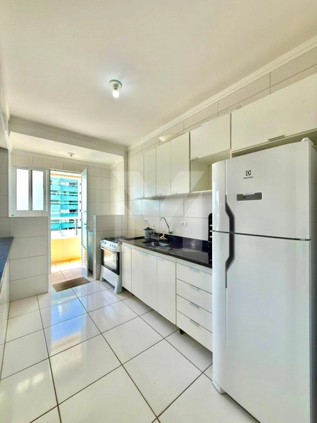 Apartamento em Prédio Frente Mar mobiliado com vista livre-Jardim Real: 6ª foto da galeria de imagens do imóvel