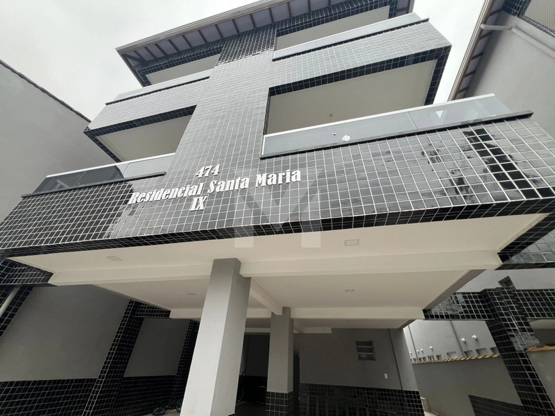 Ultima casa do condomínio com quintal privativo.