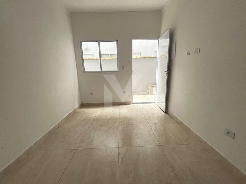 Casa de Condomínio Térrea à Venda no Bairro Samambaia – Praia Grande: 2ª foto da galeria de imagens do imóvel