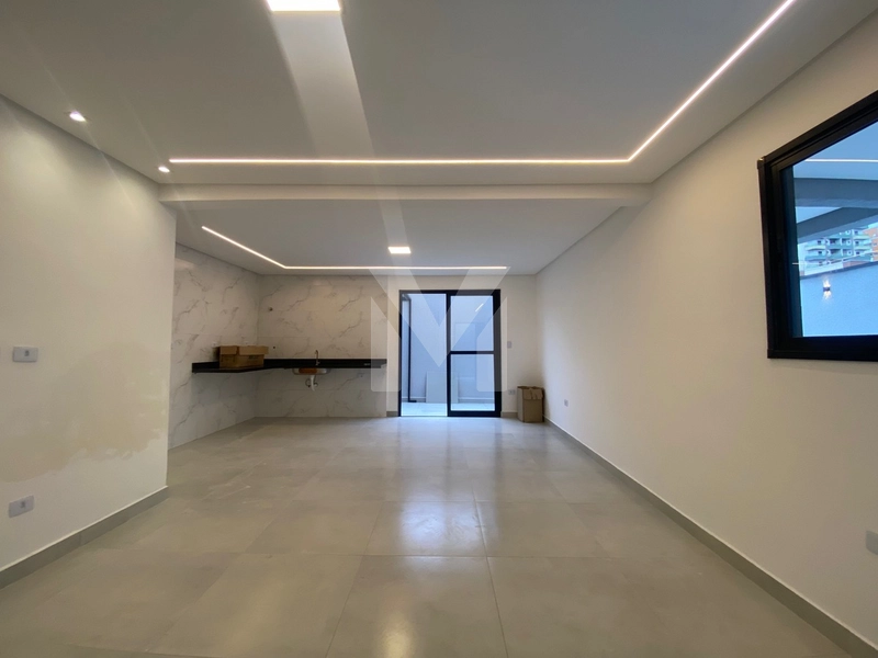 Casa com Piscina na Tupi – 3 Dormitórios e Próxima à Praia: 7ª foto da galeria de imagens do imóvel