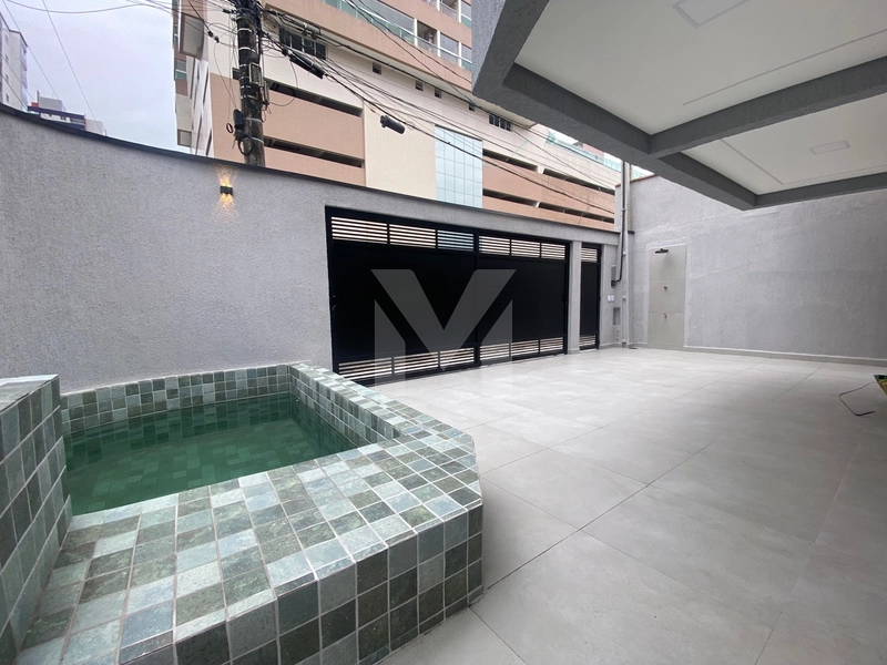 Casa com Piscina na Tupi – 3 Dormitórios e Próxima à Praia: 3ª foto da galeria de imagens do imóvel
