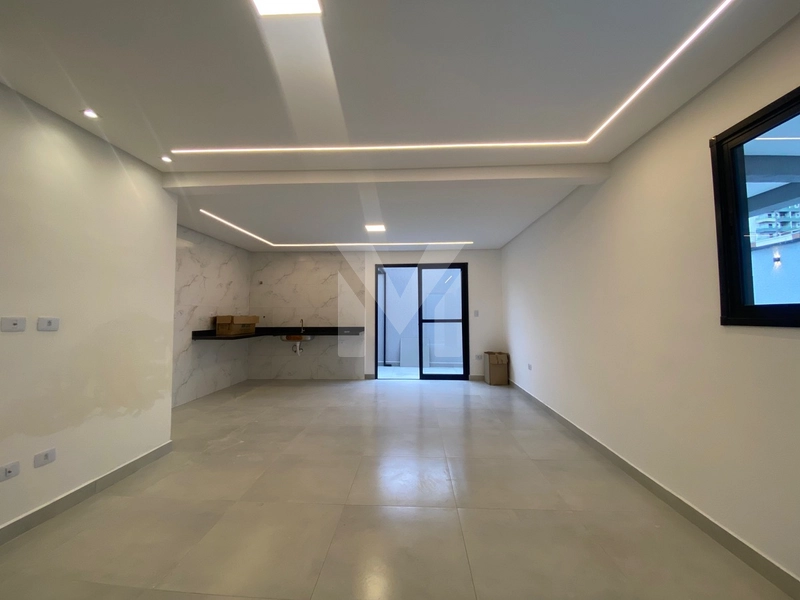 Casa com Piscina na Tupi – 3 Dormitórios e Próxima à Praia: 6ª foto da galeria de imagens do imóvel