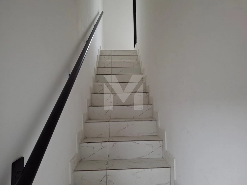 Casa de condomínio com sacada e churrasqueira na Vila Tupi.: 2ª foto da galeria de imagens do imóvel