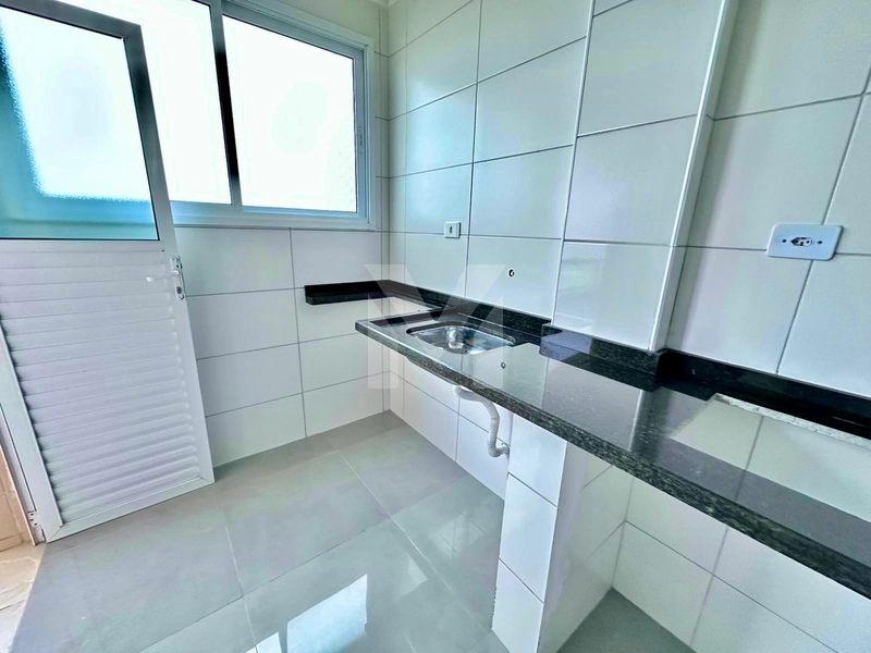 Apartamento 2 dorm. em prédio frente á Praia no bairro Maracanã: 3ª foto da galeria de imagens do imóvel