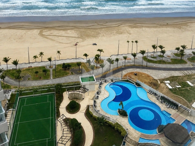 O Único Pé na Areia da Cidade com Lazer de Clube: 2ª foto da galeria de imagens do imóvel