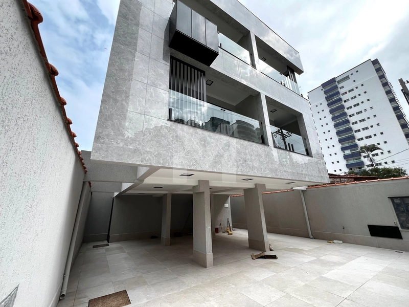 Oportunidade Imperdível – Sobrado em Condomínio próximo á praia!: 2ª foto da galeria de imagens do imóvel