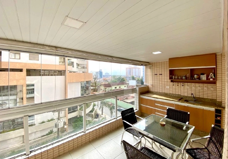 Apartamento 3 Dormitórios com 2 Suítes no Canto do Forte: 2ª foto da galeria de imagens do imóvel