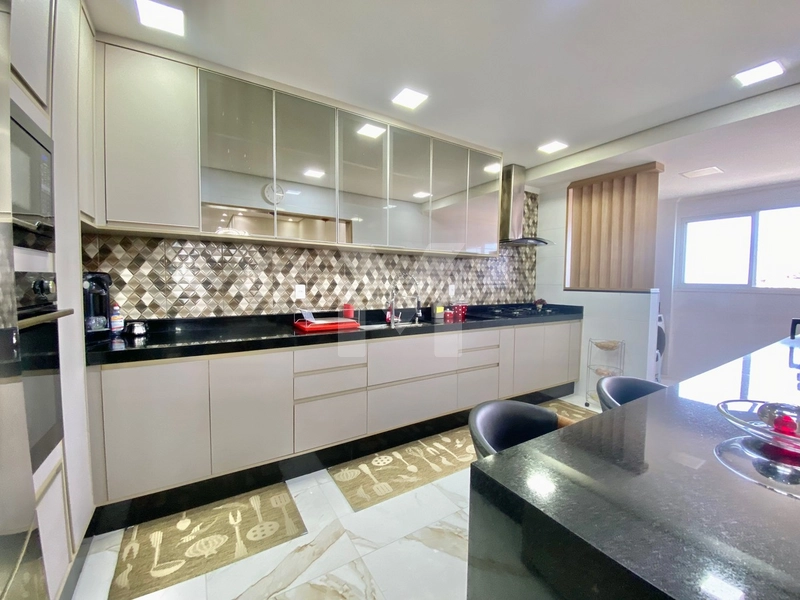 Apartamento Reformado 3 Dorm’s com Vista para o Mar na Guilhermina: 12ª foto da galeria de imagens do imóvel