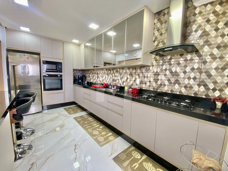 Apartamento Reformado 3 Dorm’s com Vista para o Mar na Guilhermina: 13ª foto da galeria de imagens do imóvel