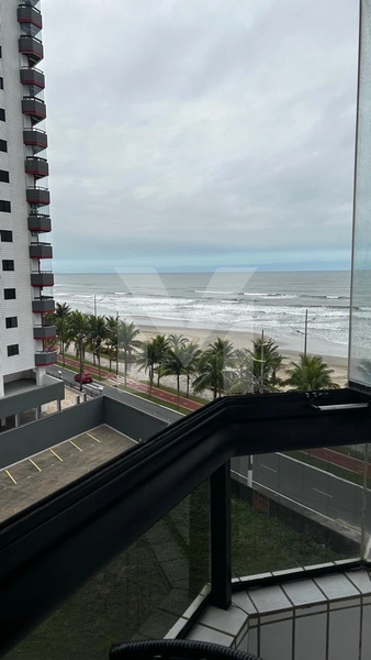 Apartamento à Venda Frente Mar – 1 Dormitório com Vista Mar e Sacada: 1ª foto da galeria de imagens do imóvel