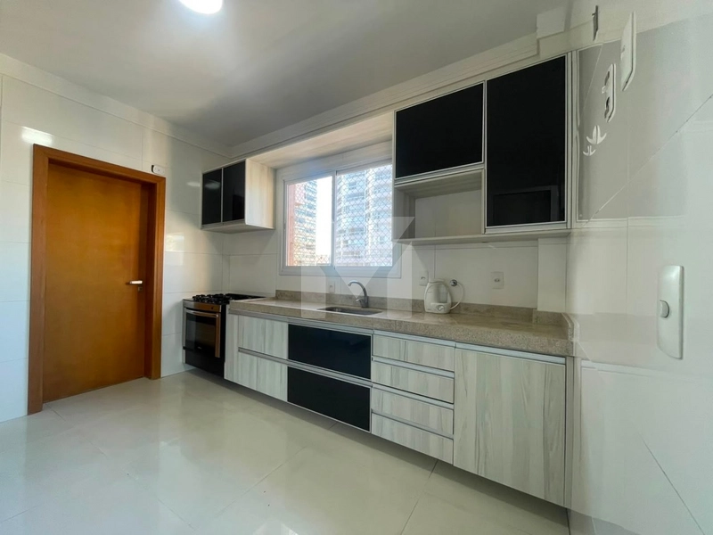 Apartamento à venda com vista para o mar no Canto do Forte: 4ª foto da galeria de imagens do imóvel