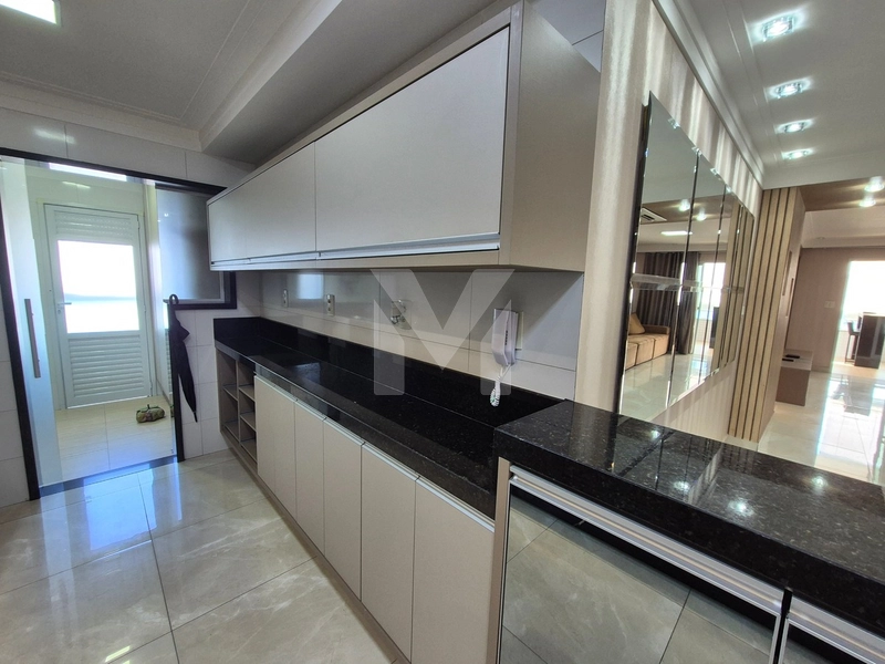APARTAMENTO ALTO PADRÃO – 3 DORMITÓRIOS | CANTO DO FORTE: 3ª foto da galeria de imagens do imóvel