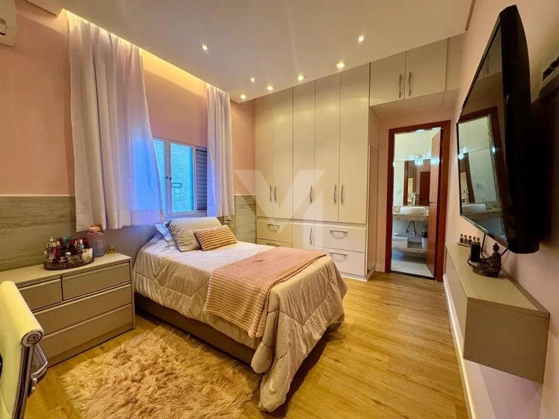 Casa à venda de alto padrão no Canto do Forte: 20ª foto da galeria de imagens do imóvel