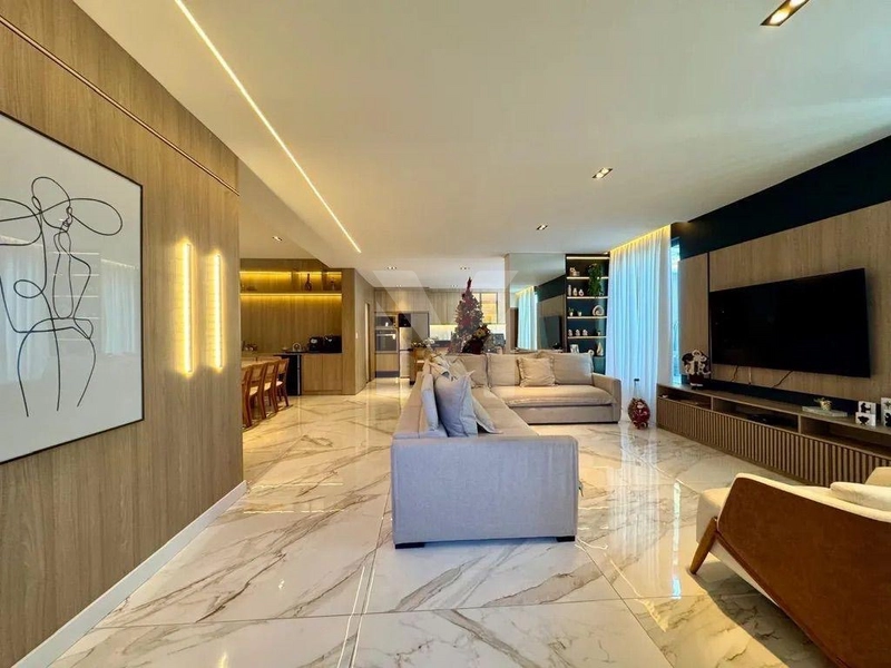 Casa à venda de alto padrão no Canto do Forte: 5ª foto da galeria de imagens do imóvel