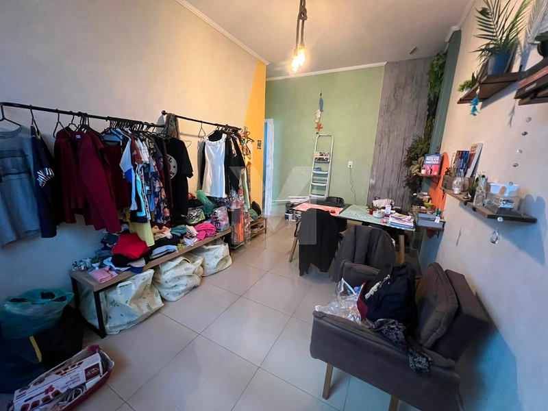 Apartamento próximo a diversos comércios: 3ª foto da galeria de imagens do imóvel