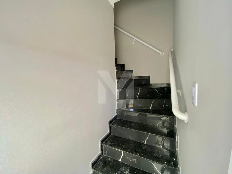 Casa com 3 dormitórios e sacada!!!: 2ª foto da galeria de imagens do imóvel