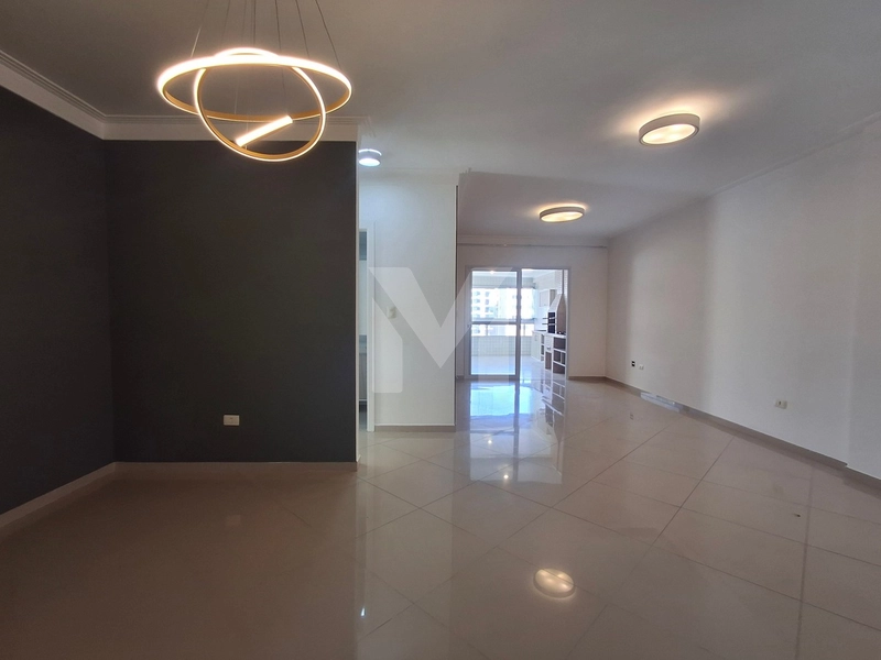 Apartamento 3 dormitórios sendo 3 suítes e 2 vagas no Canto do Forte.: 5ª foto da galeria de imagens do imóvel