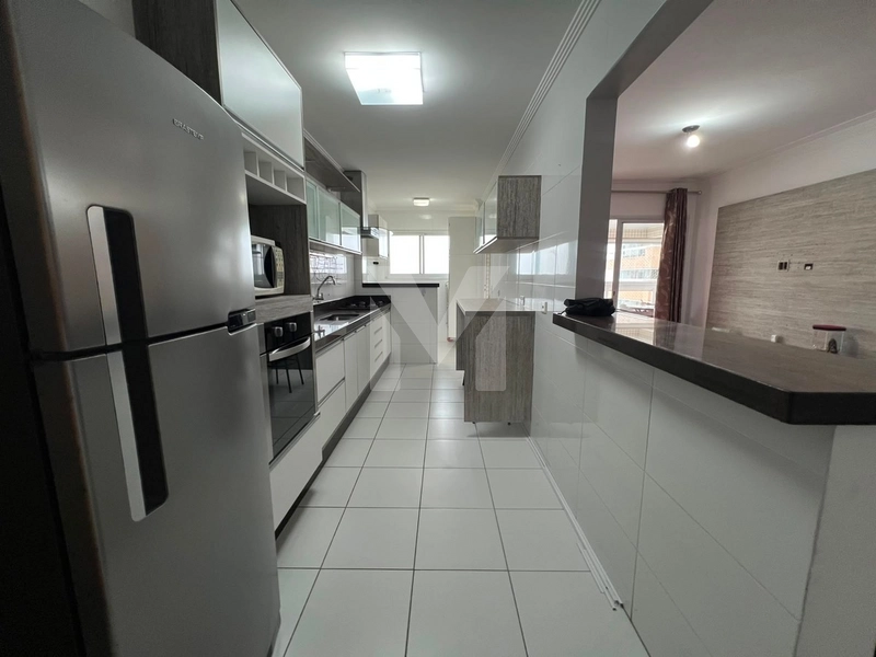 Apartamento amplo em uma excelente localização.: 7ª foto da galeria de imagens do imóvel