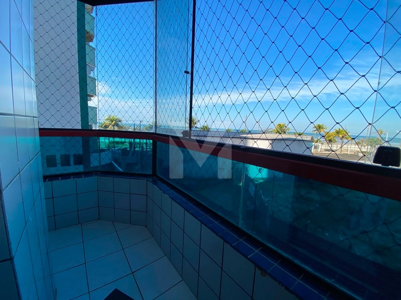 Oportunidade para morar ou investir no bairro Ocian 50m da praia