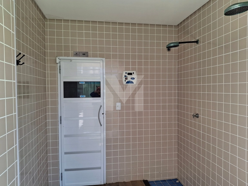 Apartamento frente mar com 3 dormitórios e 2 vagas na Vila Mirim.: 50ª foto da galeria de imagens do imóvel