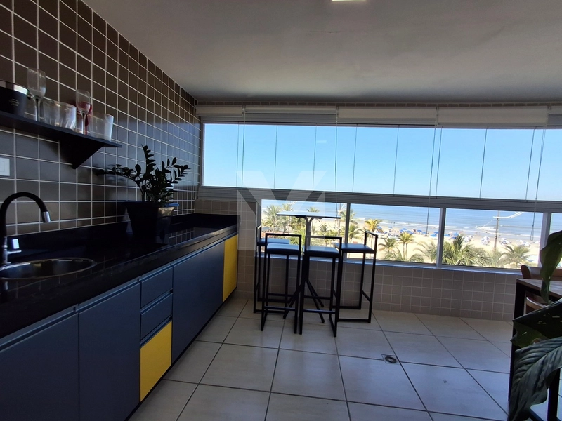 Apartamento frente mar com 3 dormitórios e 2 vagas na Vila Mirim.: 15ª foto da galeria de imagens do imóvel