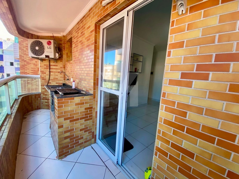 Apartamento no Canto do Forte com Vista Mar apenas 200m da praia: 2ª foto da galeria de imagens do imóvel