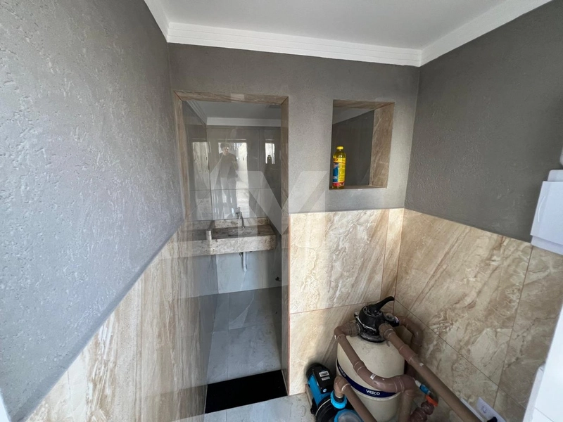Casa com Piscina: 36ª foto da galeria de imagens do imóvel
