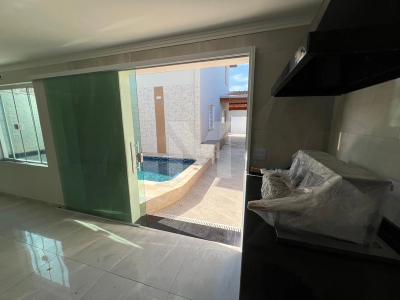 Casa com Piscina: 39ª foto da galeria de imagens do imóvel